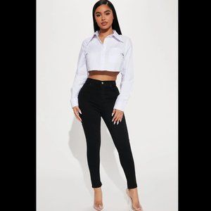 NWT | Fashion Nova | Petite Super Stretch Skinny Jeans | 5 | Black
